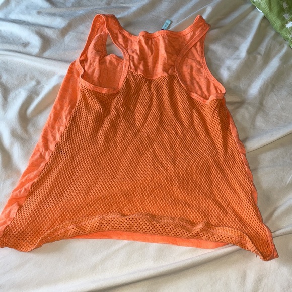 Made For Me To Look Amazing Orange Top - Picture 2 of 3